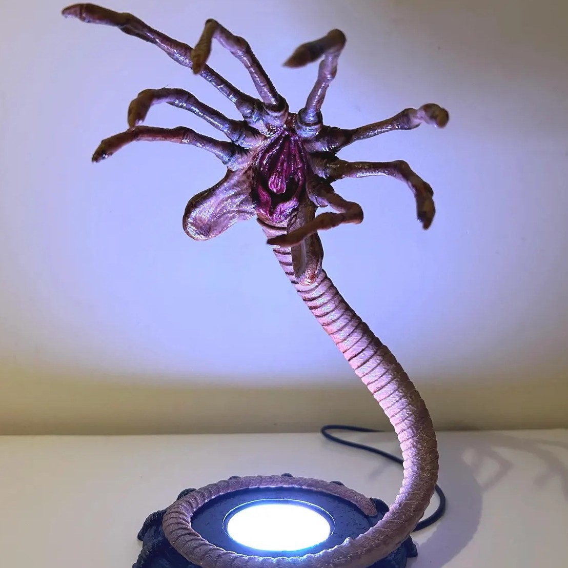 Luminária Alien Facehugger, De - Halloween Pumpkin Decor Led avaliação e preço