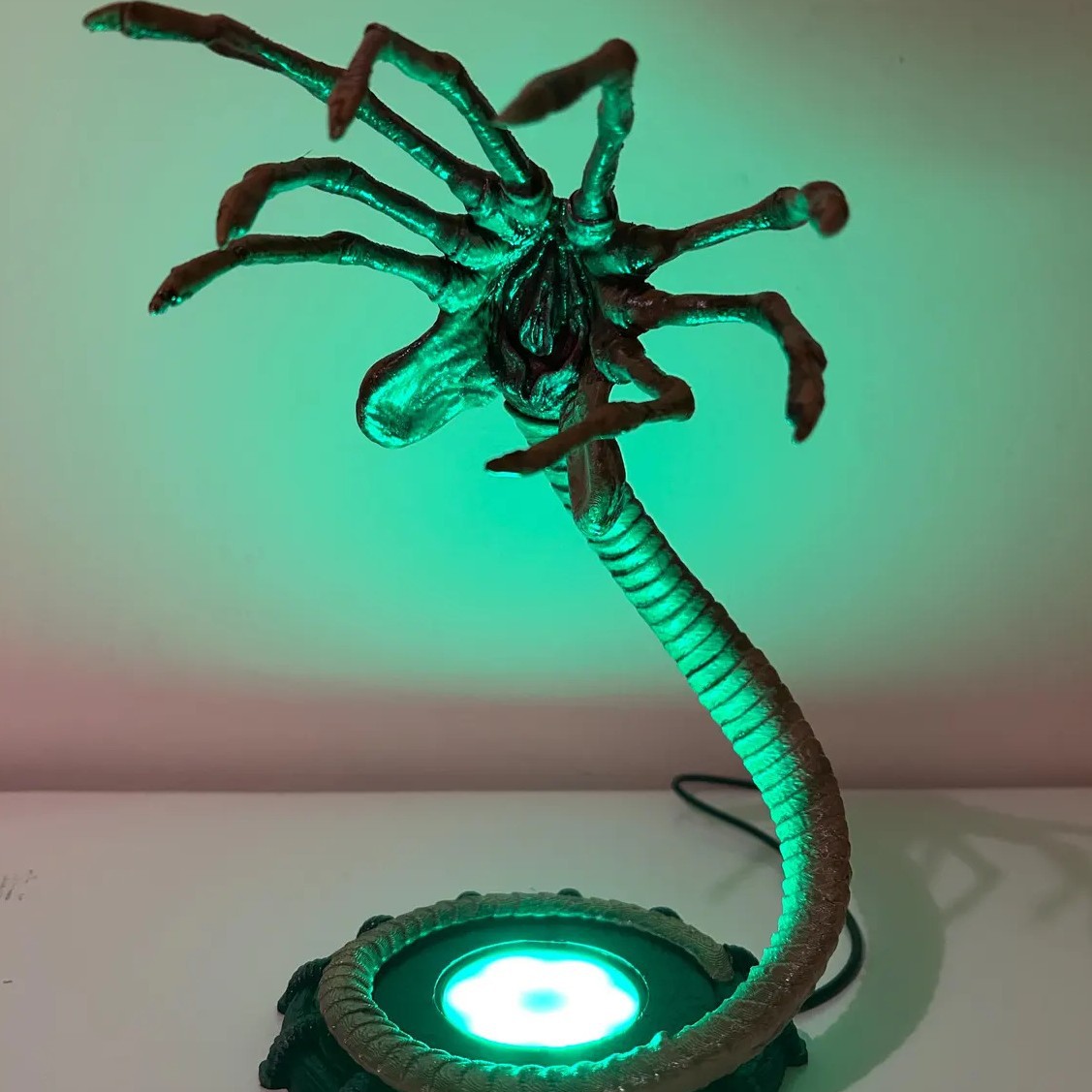 Luminária Alien Facehugger, De - Halloween Pumpkin Decor Led avaliação e preço