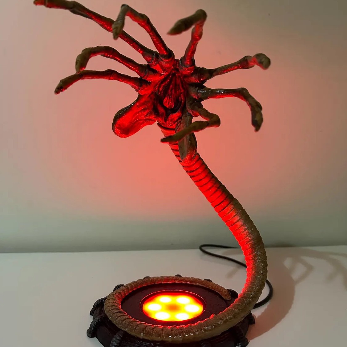 Luminária Alien Facehugger, De - Halloween Pumpkin Decor Led avaliação e preço